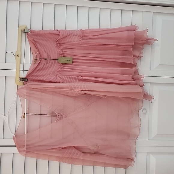 Max Studio Tops - New 100% Max Studio Special Edition Set